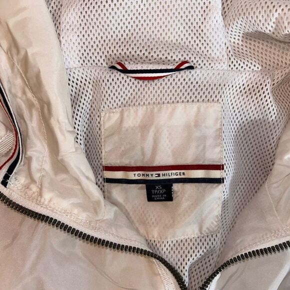 Tommy Hilfiger White Windbreaker Jacket - Size  XS - Picture 2 of 5